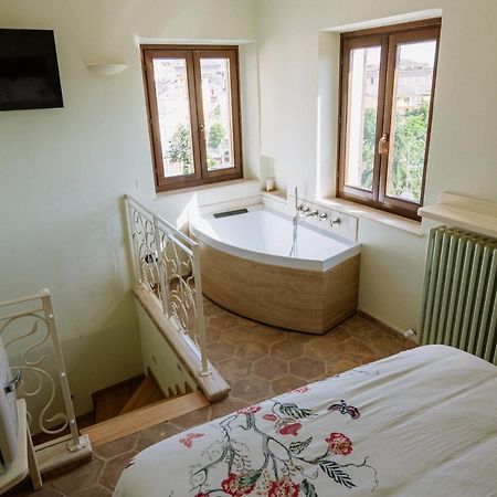 La Casa Delle Api Bed & Breakfast Offida Exterior photo