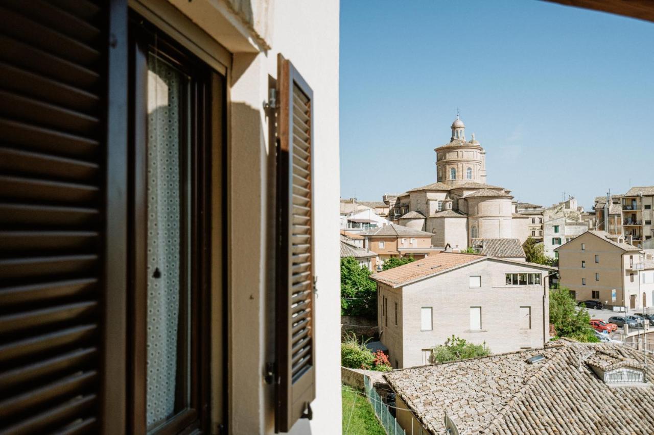 La Casa Delle Api Bed & Breakfast Offida Exterior photo