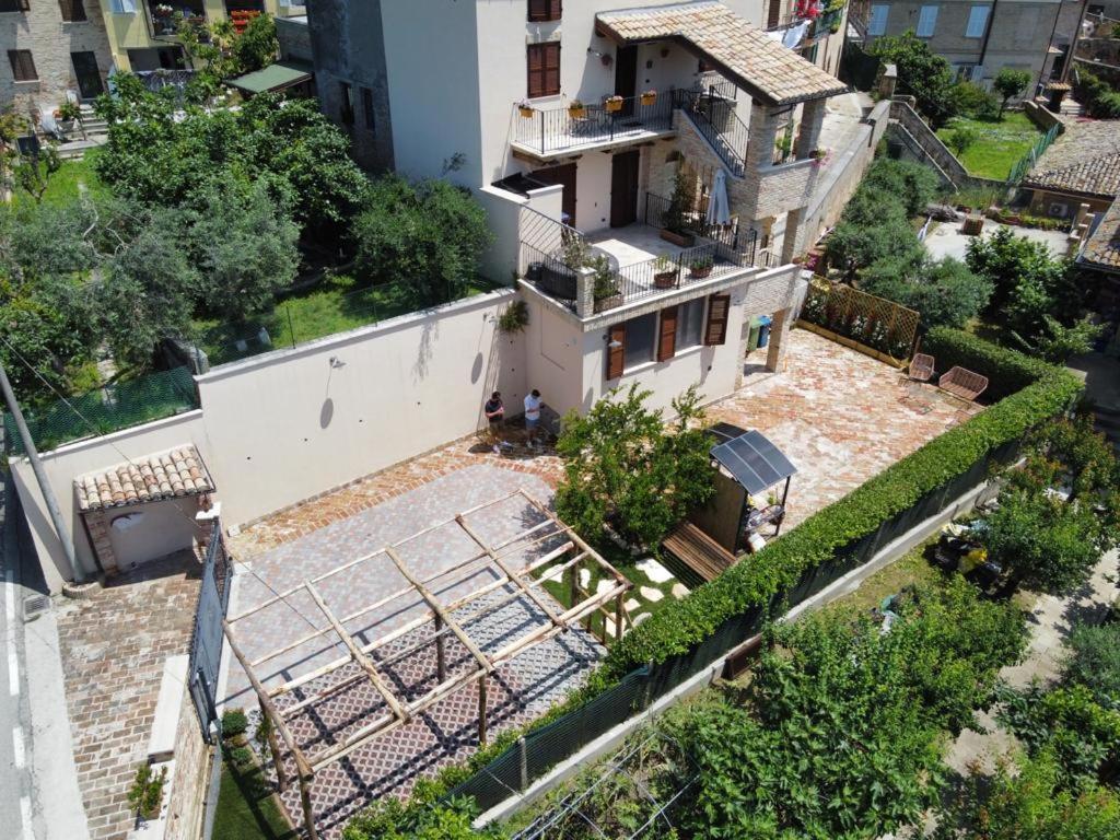 La Casa Delle Api Bed & Breakfast Offida Exterior photo